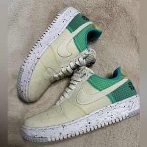 “White Dynamic Turquoise” Air Force 1 shoes